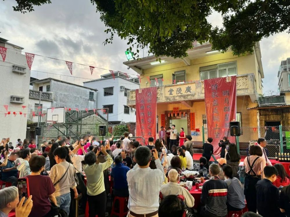 GAME STAR開戶:32嵗“十優港姐”麥明詩大婚,圍村婚禮現場曝光,李龍基壓軸獻唱